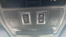 Land Rover Defender 3.0 D250 X-Dynamic SE 90 3dr Auto Diesel Estate